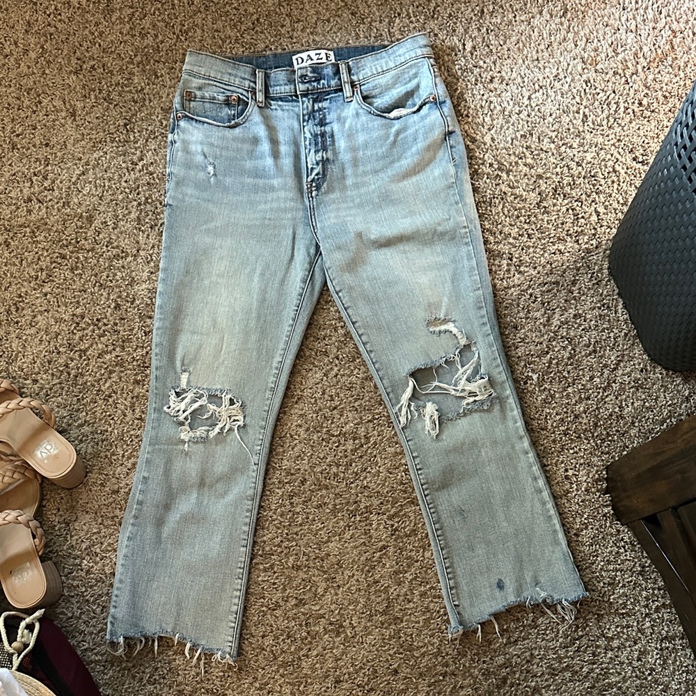 Daze Light Blue Distressed Cropped Jeans